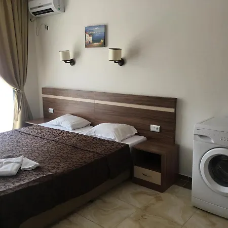 Gabi Studio Apartment *